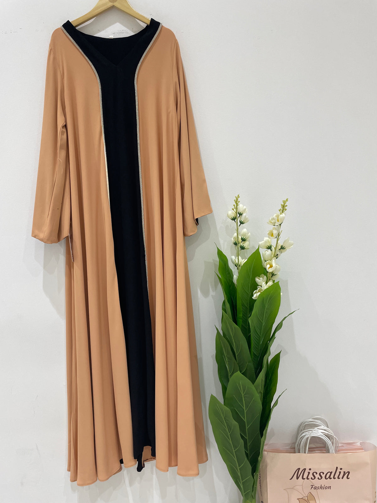 99 AED | APRICOT CLASSIC DR