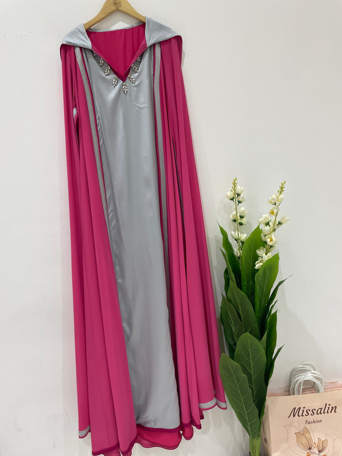 99 AED | FUCHSIA HOOD DR