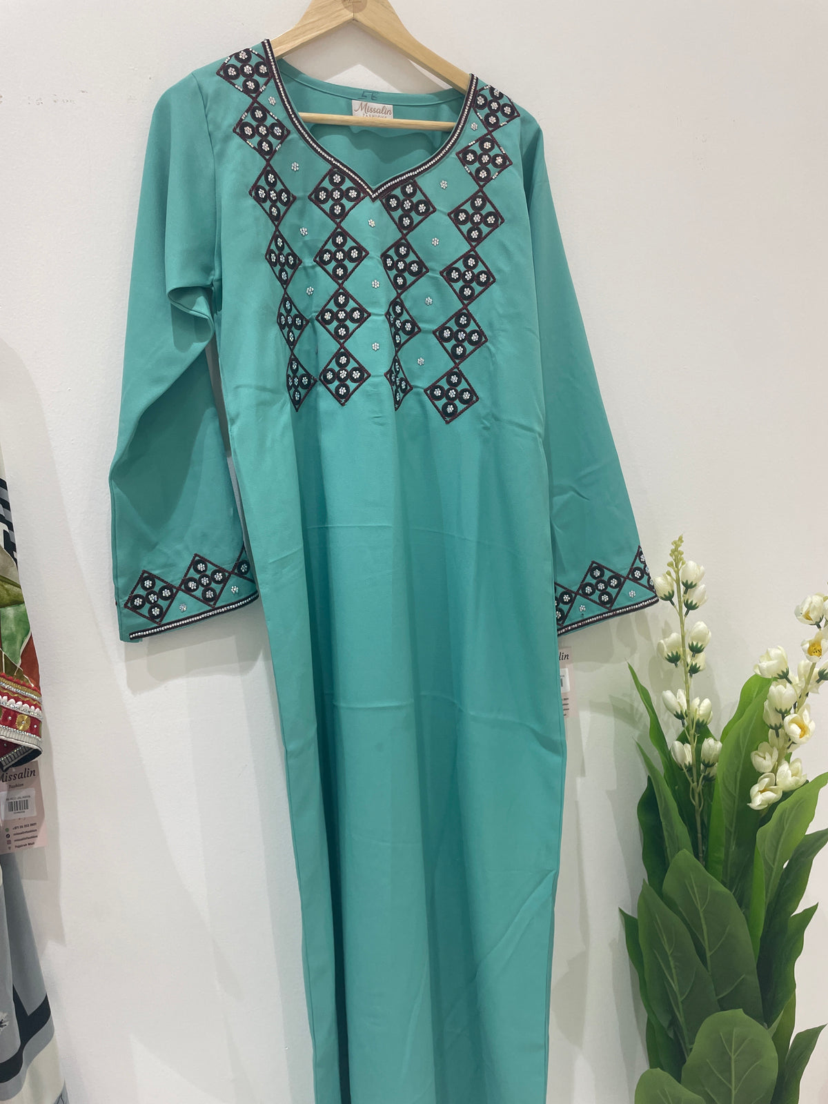 49 AED | MISS MUKHAWAR