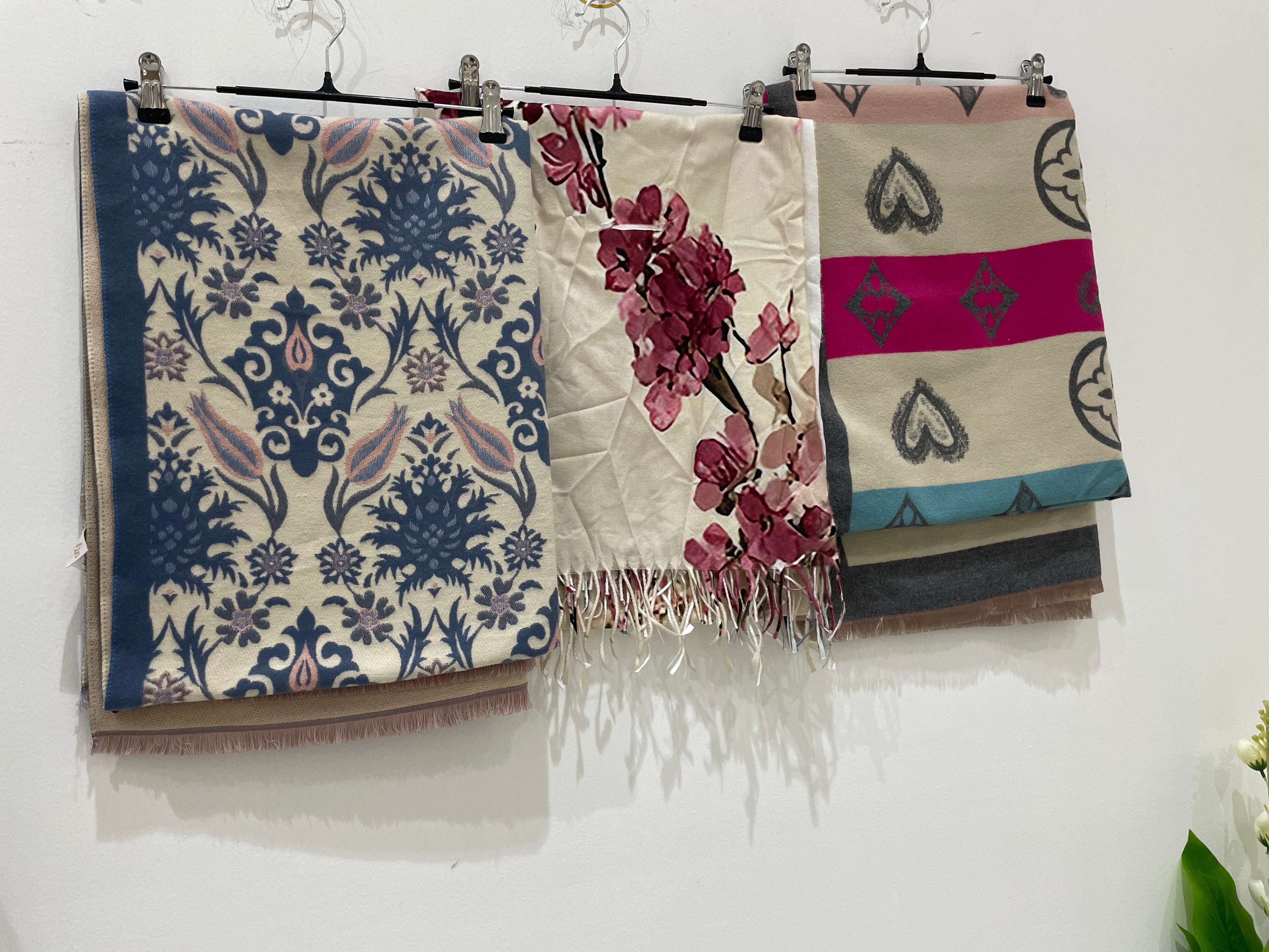 49 AED | LUXE SHAYLA